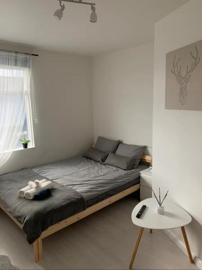Grindavík R&J Guesthouse Ro0M المظهر الخارجي الصورة